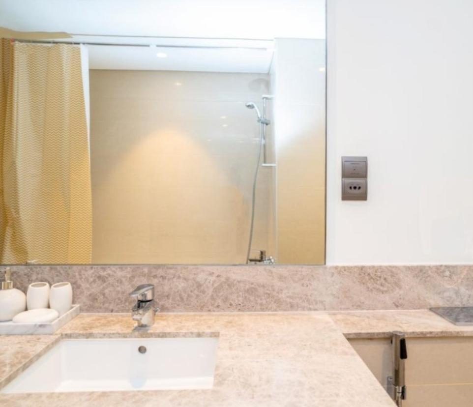 Luxury Act One Act Two 7 Min Walk To Burj Khalifa & Mall * Dubai
